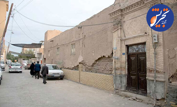 اخطار به مالکان املاک در حال تخریب در ناحیه یک