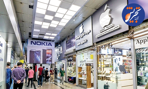  واردات موبایل متوقف نشده است / مسیر دریایی جایگزین پرواز شد