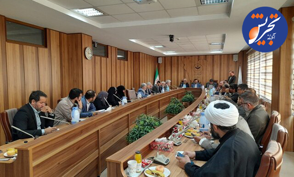 غریب‌آبادی: مین‌زدایی در تنگه هرمز صرفاً توسط ایران انجام می‌شود نه هیچ کشور دیگری